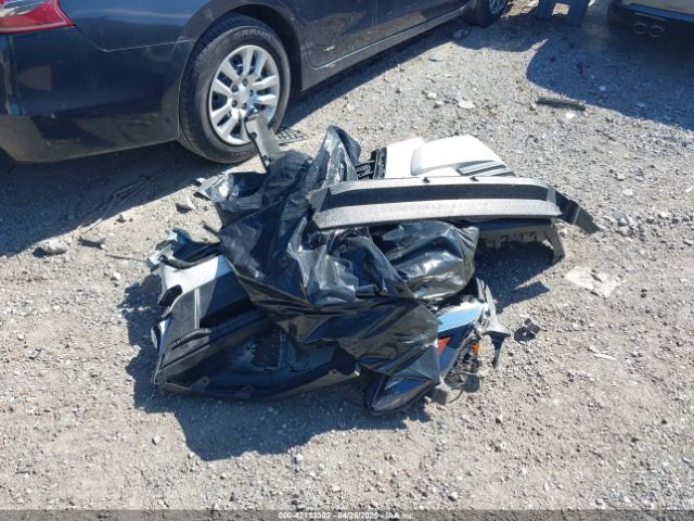 JF2SKADC4NH439676 Subaru Forester Premium