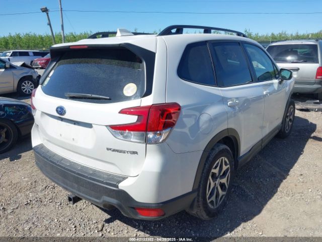 JF2SKADC4NH439676 Subaru Forester Premium