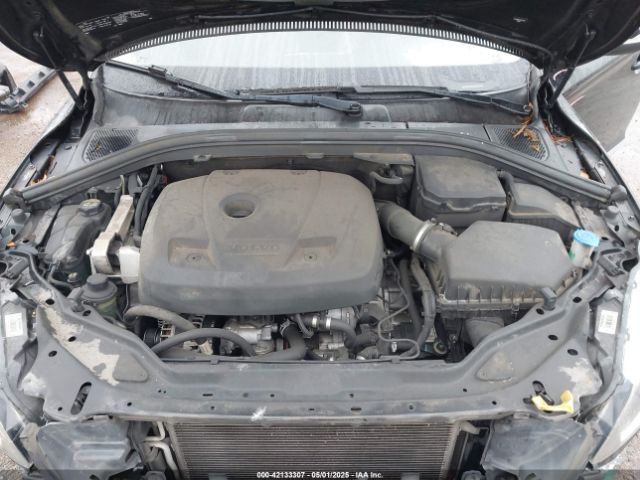 2016 VOLVO XC60 YV440MDK6G2907836 Photo 9