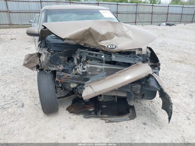 KNDJN2A23F7226616 KIA Soul