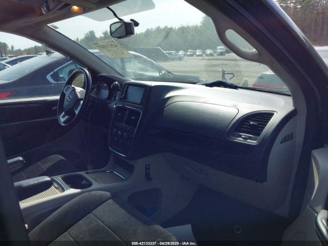 2C4RDGCGXER109690 Dodge Grand Caravan Sxt