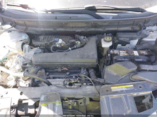 KNMAT2MT0HP519578 Nissan ROGUE SV