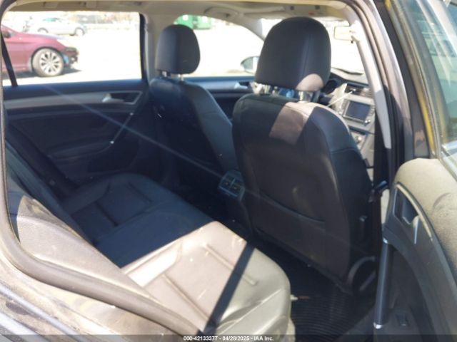 3VWC17AU5GM523541 Volkswagen Golf Sportwagen Tsi Limited Edition