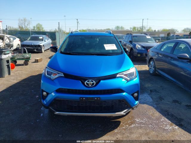 2T3JFREV0GW524752 Toyota RAV4 SE
