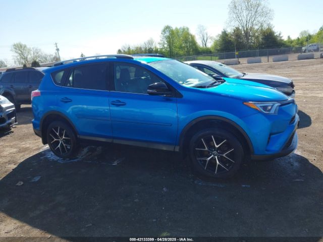 2T3JFREV0GW524752 Toyota RAV4 SE