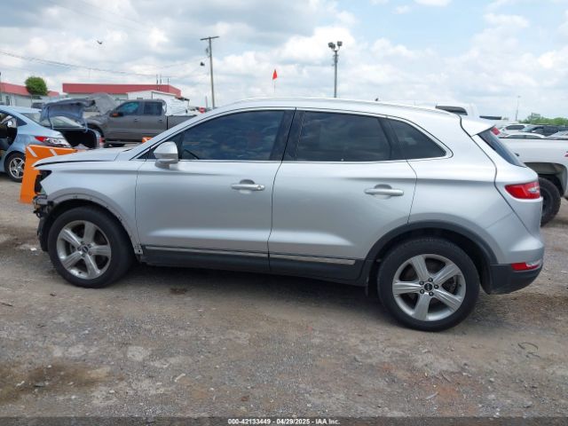 5LMCJ1C94JUL08589 Lincoln Mkc Premiere