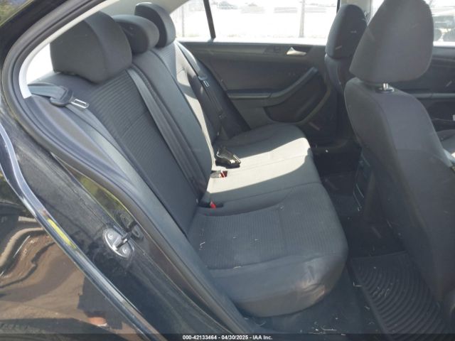 3VW2K7AJ8FM350904 Volkswagen Jetta 2.0l S