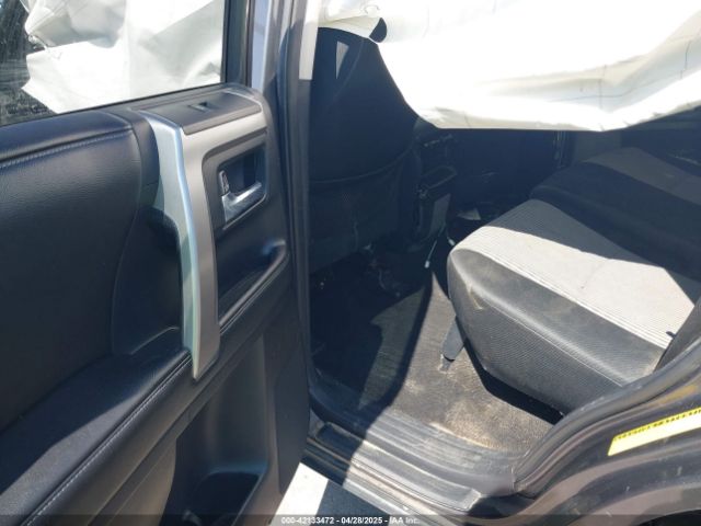 JTEZU5JR9F5109702 Toyota 4RUNNER SR5