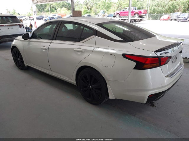 1N4BL4CV9NN413162 Nissan Altima Sr Fwd