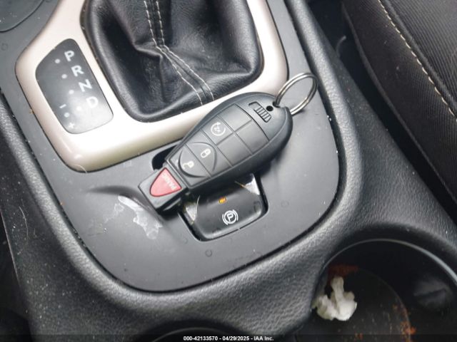1C4PJMCS2GW211451 Jeep Cherokee Latitude