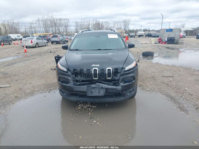 1C4PJMCS2GW211451 Jeep Cherokee Latitude