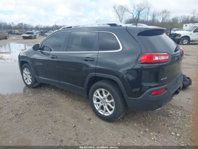 1C4PJMCS2GW211451 Jeep Cherokee Latitude