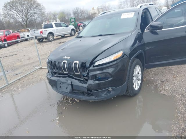 1C4PJMCS2GW211451 Jeep Cherokee Latitude