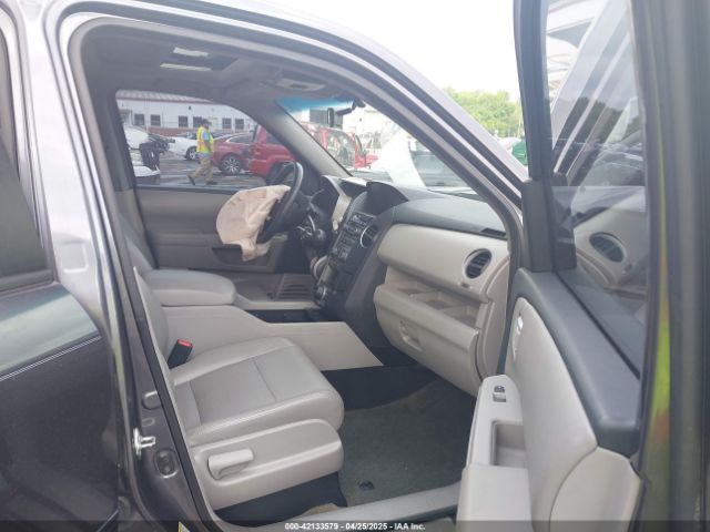 5FNYF3H35FB034592 Honda PILOT SE