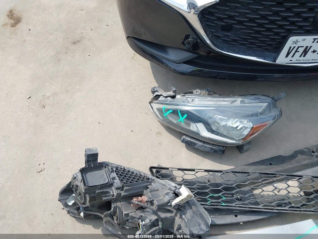 3N1AB7AP0HY281191 Nissan SENTRA SV