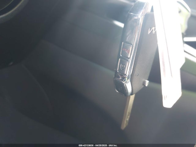 KNDJ23AU2R7913249 KIA SOUL LX