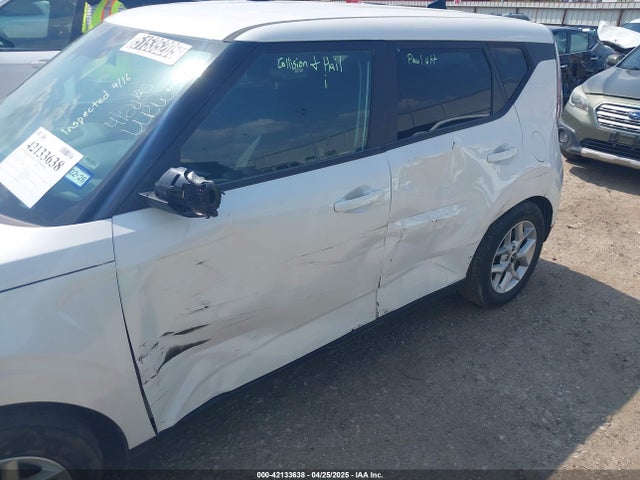 KNDJ23AU2R7913249 KIA SOUL LX