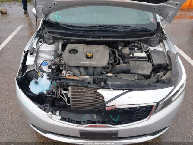 3KPFL4A73JE197064 KIA FORTE LX