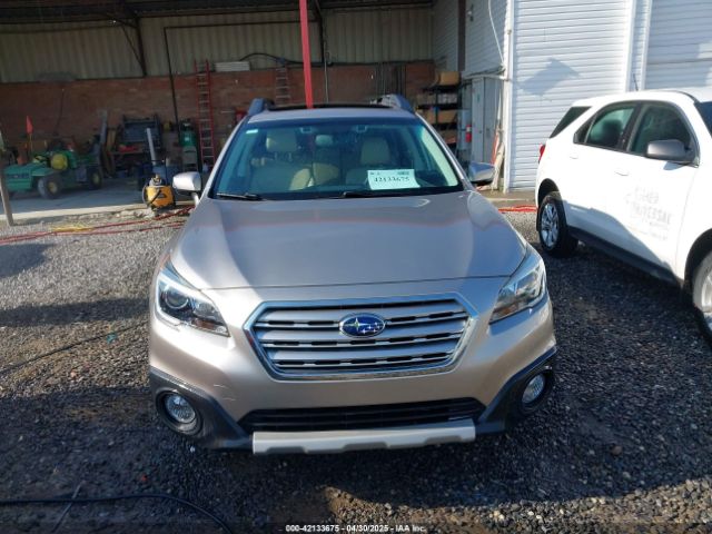 4S4BSBNC8F3353946 Subaru Outback 2.5i Limited
