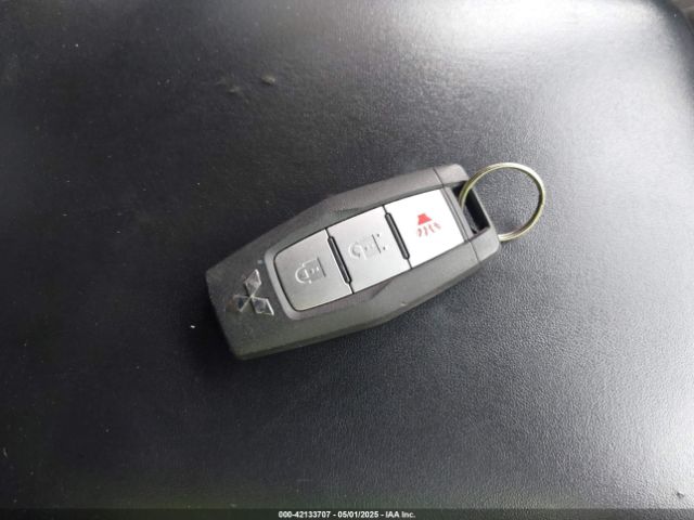 JA4J3TA88NZ047730 Mitsubishi Outlander