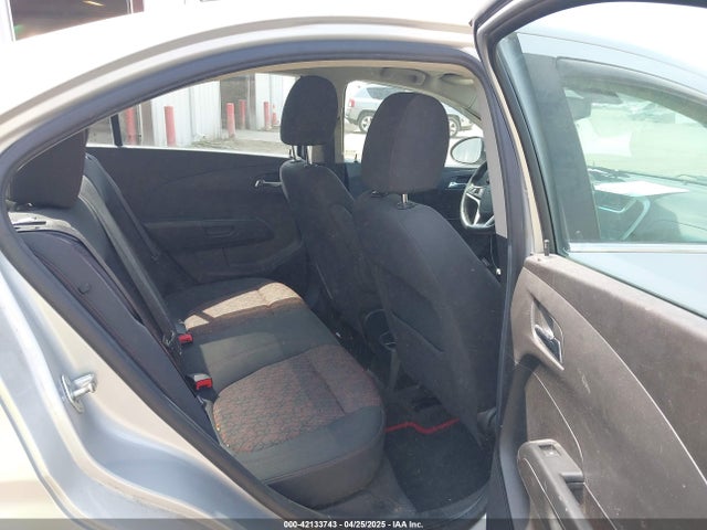 1G1JD5SH8J4100214 Chevrolet Sonic Lt Auto