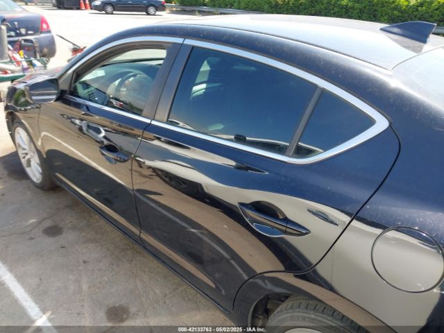 19UDE2F38HA009388 Acura Ilx Acurawatch Plus Package