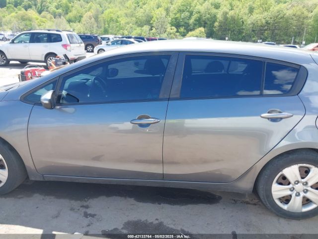 KNAFK5A80G5635588 KIA FORTE LX