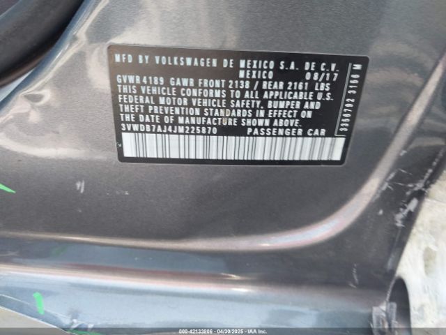 3VWDB7AJ4JM225870 Volkswagen Jetta 1.4t Se/1.4t Wolfsburg Edition