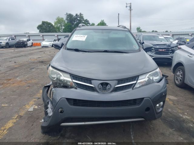 2T3WFREV7EW099405 Toyota Rav4 Xle