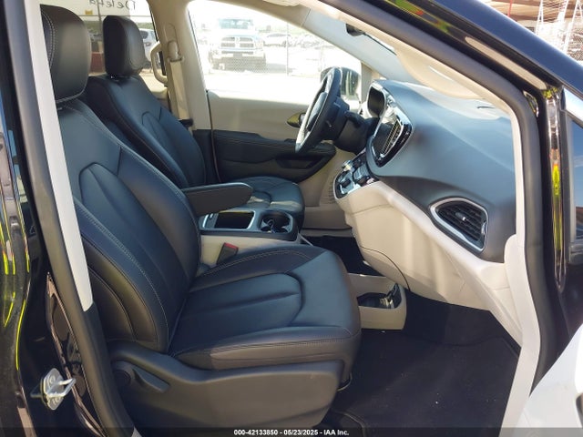 2C4RC1BG6RR151040 Chrysler Pacifica Touring L