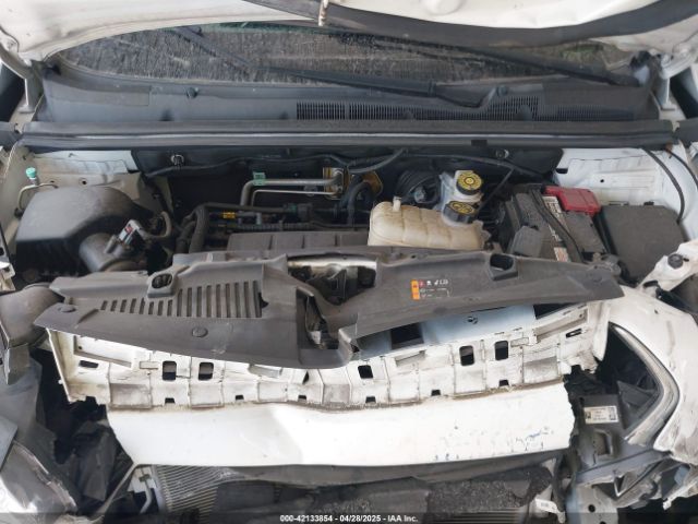 KL7CJKSB6JB587974 Chevrolet TRAX LS