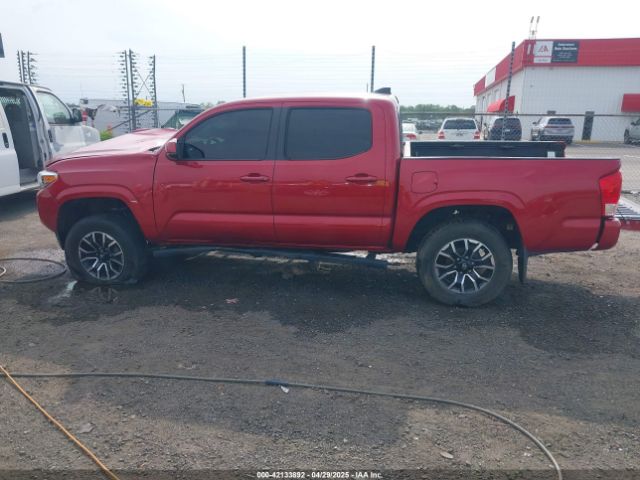 5TFAX5GN3HX100515 Toyota Tacoma Sr