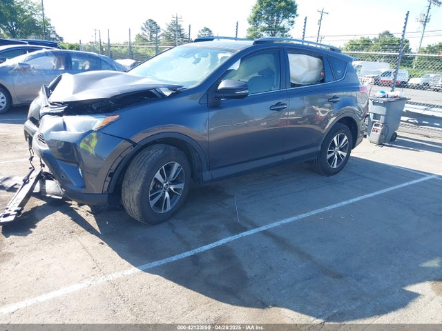 JTMWFREV7JJ166836 Toyota Rav4 Xle