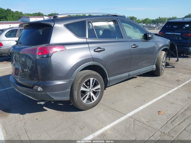 JTMWFREV7JJ166836 Toyota Rav4 Xle