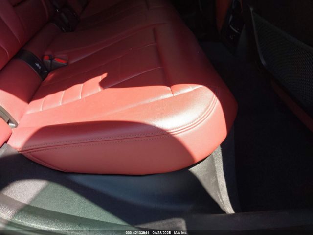 3MW5U7J0XN8C22914 BMW 3 Series M340i