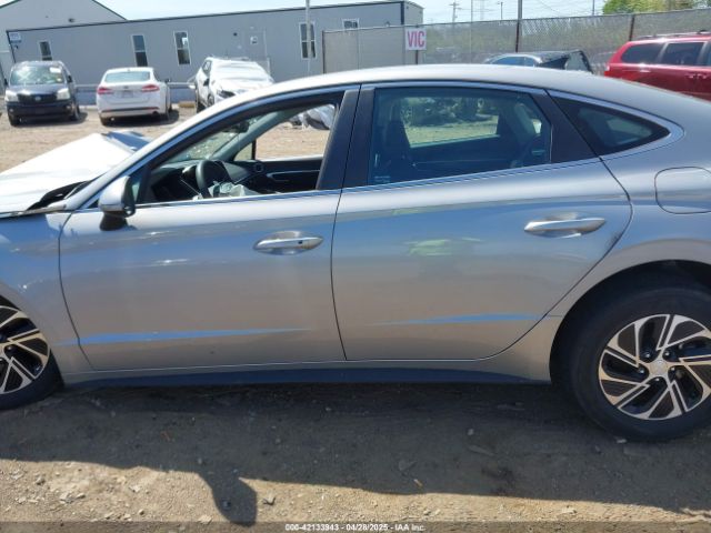 KMHL24JJ6PA060242 Hyundai Sonata Hybrid Blue