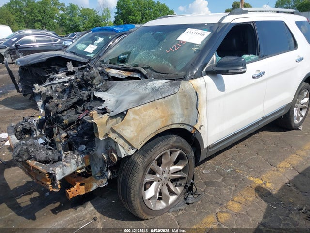 1FM5K7D83EGA38115 Ford EXPLORER XLT