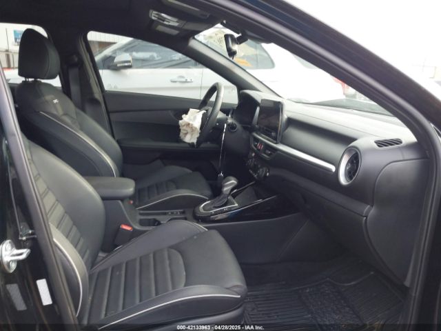 3KPF54AD8RE716248 KIA Forte Gt-line