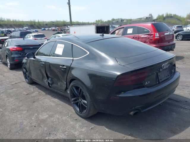 2014 AUDI A7 WAUWGAFC1EN085810 Photo 2