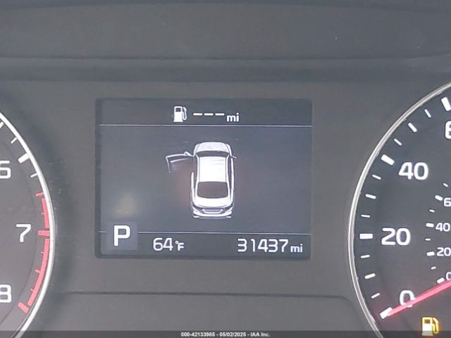 3KPF24AD5ME387610 KIA Forte Lxs