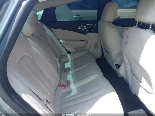 1C3CCCABXFN503136 Chrysler 200 Limited