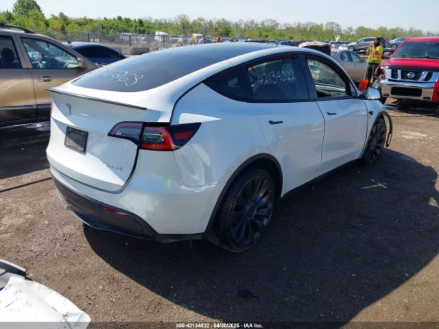 5YJYGDEF0MF076263 Tesla Model Y Performance Dual Motor All-wheel Drive
