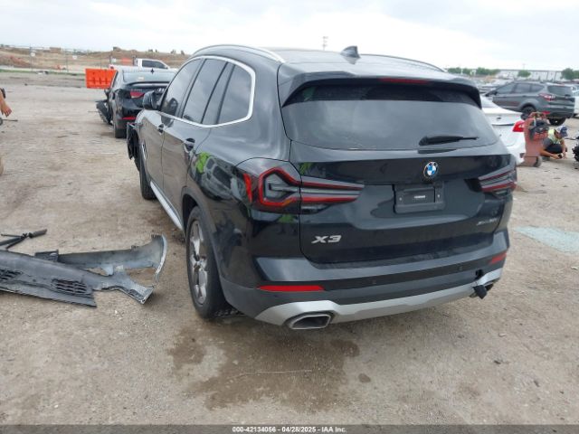 2022 BMW X3 5UX43DP00N9K19046 Photo 2