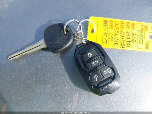 5NPDH4AE9GH773073 Hyundai ELANTRA SE