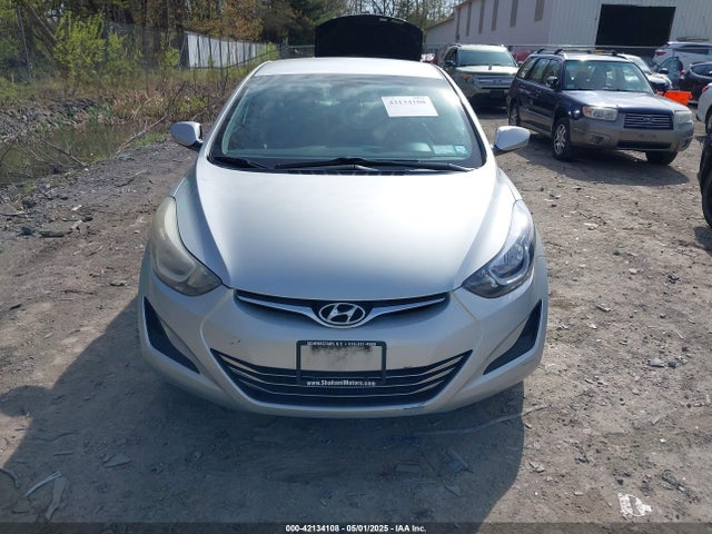 5NPDH4AE9GH773073 Hyundai ELANTRA SE