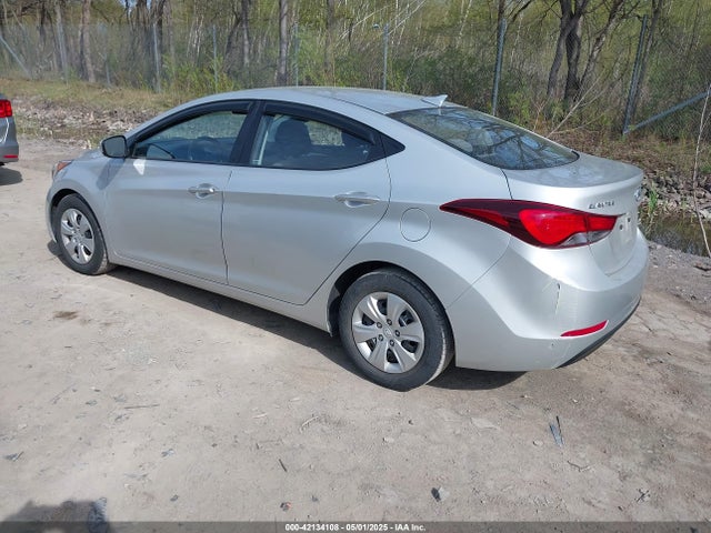 5NPDH4AE9GH773073 Hyundai ELANTRA SE