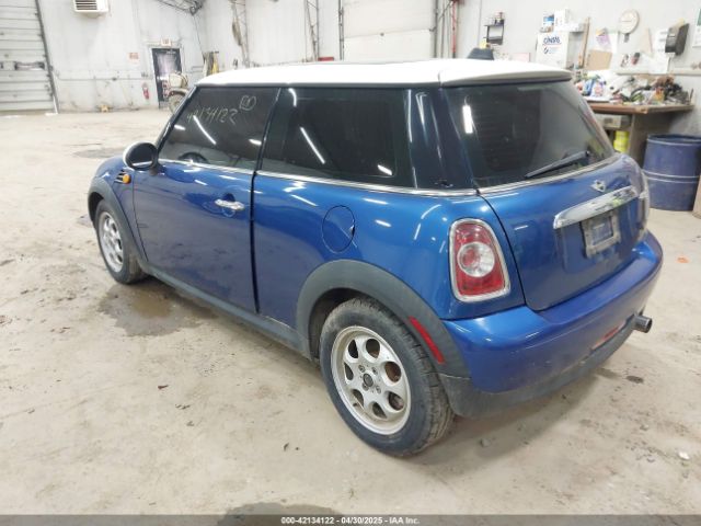 2012 MINI COOPER WMWSU3C50CT254586 Photo 2