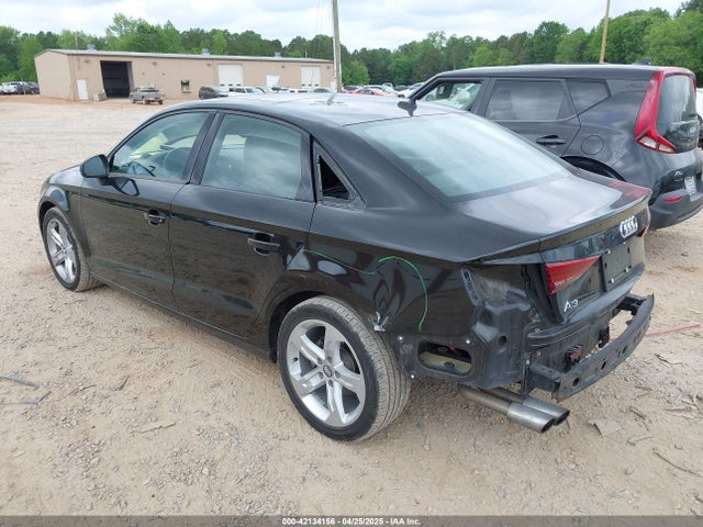 2018 AUDI A3 WAUAUGFF5J1049748 Photo 2