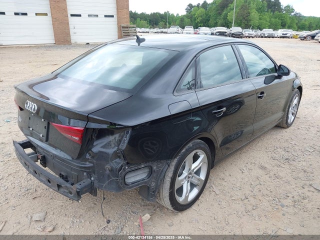 2018 AUDI A3 WAUAUGFF5J1049748 Photo 3