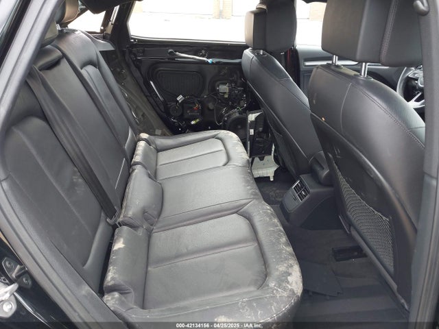 2018 AUDI A3 WAUAUGFF5J1049748 Photo 7